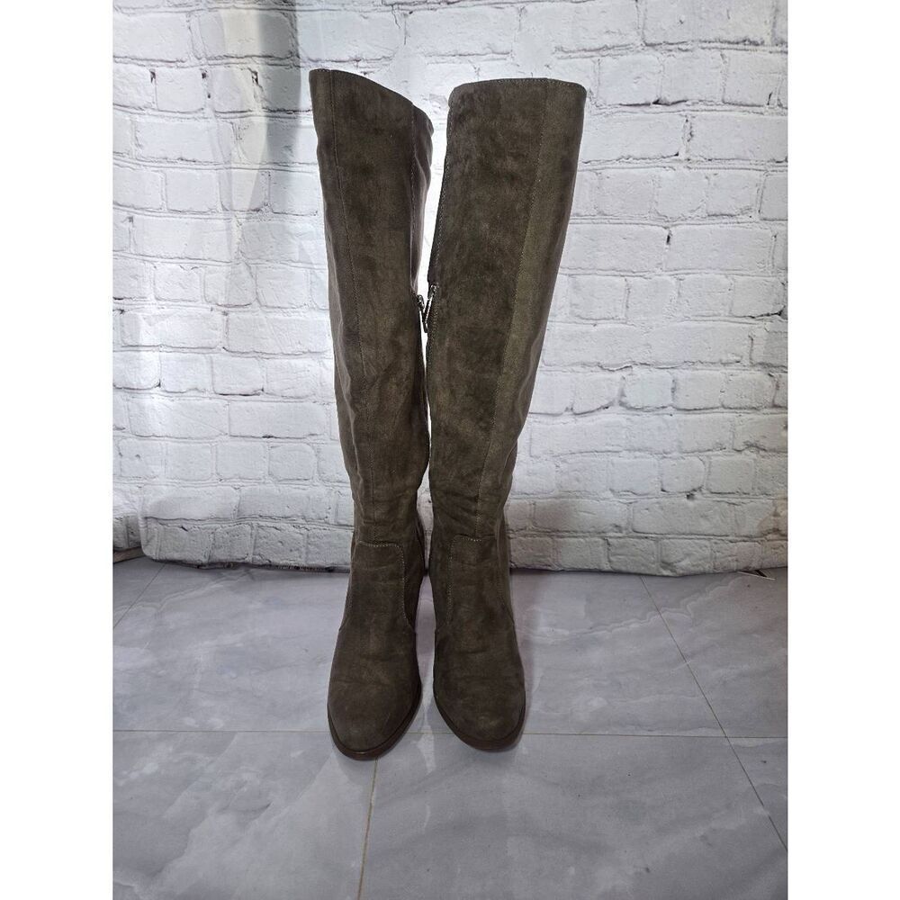 Forever 21 Women's Size 9 Taupe Faux Suede Block Heel Knee High Boots